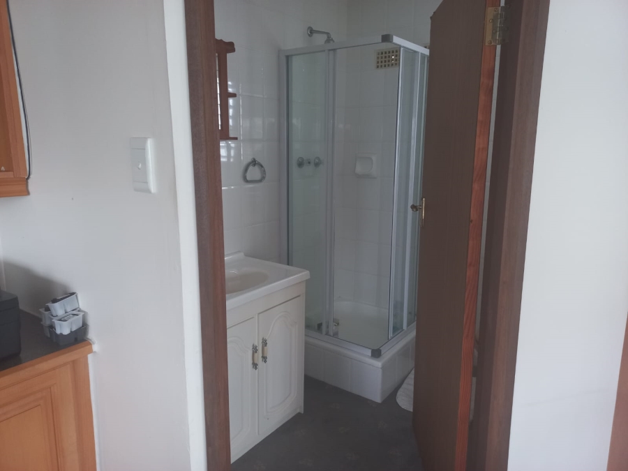 4 Bedroom Property for Sale in Gonubie Eastern Cape
